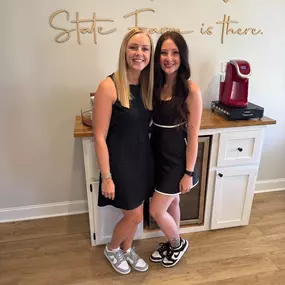 Here’s to twinning, winning, and wrapping up the week in style!