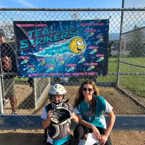 It was an honor to Sponsor the Teal Strikers this season!  The season had a slow start and the girls maintained a fun & supportive culture with great attitudes. They ended up with a trophy closing out the season with 3 wins in a row! We learn from our kiddos.
And well done Coach! @maliadelvecchio 
Proud to be a Slammers Mom & team Sponsor!
