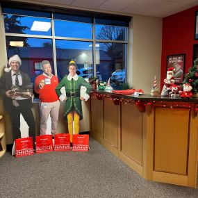 Happy Holidays from Aaron Starwalt State Farm insurance team Vancouver!