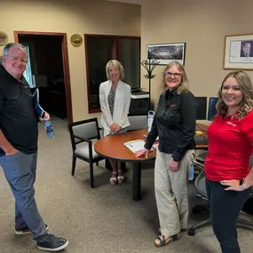 We were lucky enough to get a special visit from State Farm CEO and President, Jon Farney last month! 
Here are some photos of him visiting with Ginger, Rene and Sam from our Pullman office and Jamie, Judy and Shannon from our Valley and Downtown offices. He is a great leader and we’re thrilled he chose to visit our office!