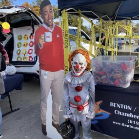 Jake had such a good time at the fall fest this year! He met many fun new friends and got to say hi to some old ones.