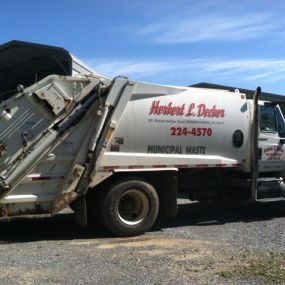 Bild von Herbert L Decker Trash Hauling LLC