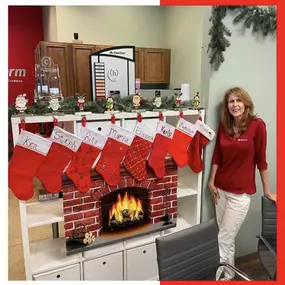 #TeamMagaro is officially in the holiday spirit!
Check out our office decor. We'd love to see yours - drop photos of your space in the comments!