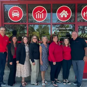 We were lucky enough to get a special visit from State Farm CEO and President, Jon Farney last month! 
Here are some photos of him visiting with Ginger, Rene and Sam from our Pullman office and Jamie, Judy and Shannon from our Valley and Downtown offices. He is a great leader and we’re thrilled he chose to visit our office!