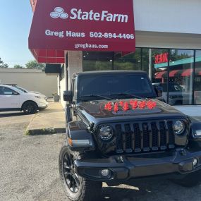 Louisville jeep owners, be on the look out for the State Farm ducks!  They are on the prowl looking for beautiful, local jeeps.  Call us if you get one.  502-894-4406