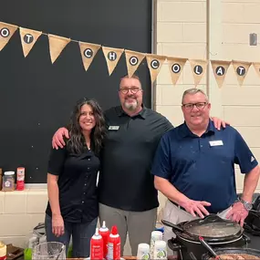 We volunteered at one of our local elementary schools (Forest Acres Elementary). We provided a free hot cocoa bar for the parents and children at their Winterfest Family Night. So fun!