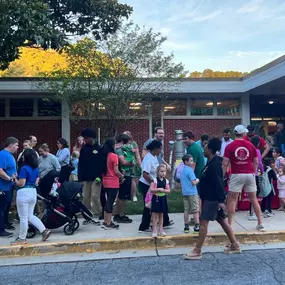 A few photos from our “Walk to School Safely” event last week.  Ft. the local Chamblee Elementary School staff, students, their families and @chamblee.ga Chamblee Police Department.