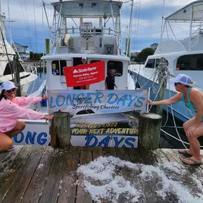 The ladies fishing team i sponsored!!  Let's go girls!!  Alice Kelly billfish tourney!!