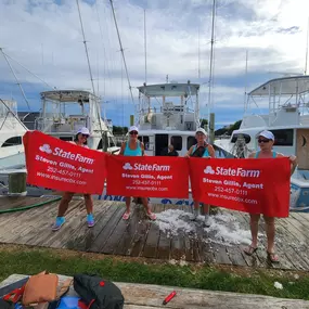 The ladies fishing team i sponsored!!  Let's go girls!!  Alice Kelly billfish tourney!!