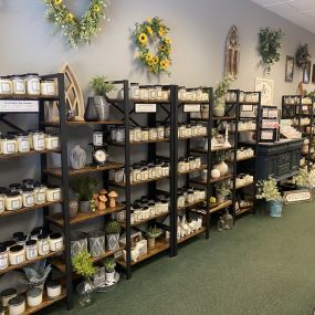 Jake took a trip to Elida Candle Company to take in all the marvelous smells! Diane and her husband turned their hobby into a thriving business in 2011 and opened up their first brick-and-mortar in 2020. Elida offers pure soy candles, wax melts, home fragrance products, and more. The best part is you can create your own candle by attending one of their pouring classes. They are located in the heart of Downtown Findlay, so be sure to visit!