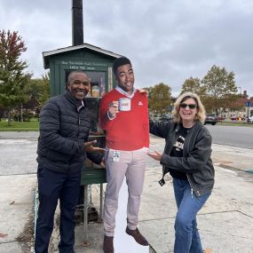 Recently, Jake traveled to visit with Heather Hunt, originator of the “Little Free Pantry Findlay”! This awesome community-centered local treasure started in 2017 as a desire to help needy families and has turned into a full-blown movement in Findlay, Ohio.