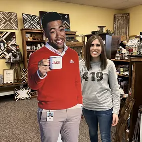 Today, Jake traveled to 3 Oaks, a local boutique owned by Courtney Scheiderer. 3 Oaks was created in 2020 and opened its first brick-and-mortar shop in 2023, right in the heart of Downtown Findlay. The boutique features shirts, cups, cutting boards, earrings, and more. Be sure to check the shop out!