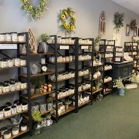 Jake took a trip to Elida Candle Company to take in all the marvelous smells! Diane and her husband turned their hobby into a thriving business in 2011 and opened up their first brick-and-mortar in 2020. Elida offers pure soy candles, wax melts, home fragrance products, and more. The best part is you can create your own candle by attending one of their pouring classes. They are located in the heart of Downtown Findlay, so be sure to visit!