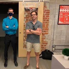 I’m proud to announce Teague Bechtel has completed my Agent Aspirant program and now has his own State Farm Agency in Portland. Take a look at his first day and last day in office!