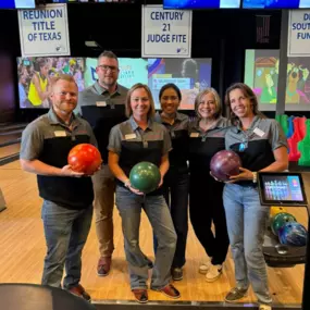 Look at our Mader Bagley Bowling Team shining last night!
They did great in the Trepac fundraiser!