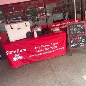 ???? ???? Happy Birthday to us! ???? ???? 
State Farm is officially 101 years old today! I’m thankful for the State Farm agents before me that paved the way. Now we get to carry the torch of taking care of our awesome customers.