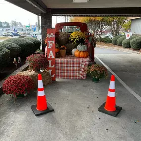 Ole Red is set for Fall Festival Appearance #4. Meadowdale on Moody Road… have fun with Ole Red tonight. Thanks for having him. #likeagoodneighborstatefarmisthere  #whoisyourgoodneighbor #bestinthebusiness #wehaveroomforyou