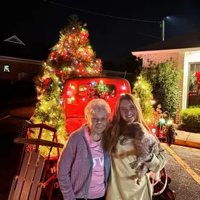 Ole Red had 3 of his favorite visitors…Mimi, Mary Margaret and Gigi. Y’all come visit Ole Red and tag us in the photo.
Merry Christmas