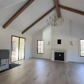 Bild von Woodhaven Lumber & Millwork