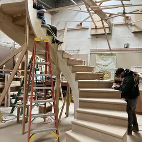 Bild von Woodhaven Lumber & Millwork