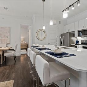 Bild von Luxe at Mercer Crossing