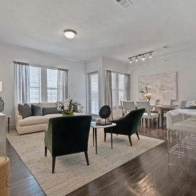 Bild von Luxe at Mercer Crossing