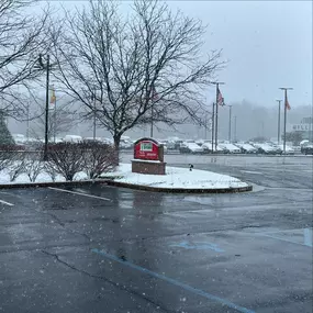 We had our first snowfall on November 21st! We are in central Indiana, the northwest suburbs, #brownsburgindiana  what do you think of the snow? I know several friends and acquaintances that LOVE it what do you think? 
#statefarmagent #statefarminsurance #statefarm #winter #snow #indianapolisindiana #indianapolis #hendrickscounty #indiana #suburbanindianapolis #brownsburg #brownsburgindiana