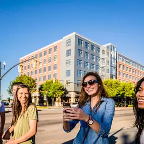 Bild von Campus Crossings at College Row
