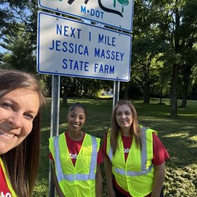 Today some of the team and I went out to help clean up our beautiful city of Niles! While the others were busy working and holding down the fort, we got out of the office and cleaned up our little section on US-12. One of the many benefits of owning a business is being able to give back to our community! ❤️

#jessicafromsf #nilesmichigan #adoptahighway #community #supportlocal