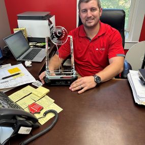 Our office qualified for Chairman’s Circle in 2021 and the trophy just arrived! This achievement represents the top 5% of State Farm Agents in the company with a focus on high-level financial services production! A big thank you to the Matt Gardner Agency team for making this happen in 2021!