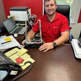 Our office qualified for Chairman’s Circle in 2021 and the trophy just arrived! This achievement represents the top 5% of State Farm Agents in the company with a focus on high-level financial services production! A big thank you to the Matt Gardner Agency team for making this happen in 2021!