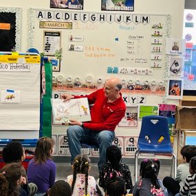 Dave Lerer - State Farm Agent participated in Read Across America by reading to 2 pre-school classes of 4 and 5-year-olds.   This event was organized in cooperation with Rotary Club of Columbia Patuxent and Howard County Community Action Council.