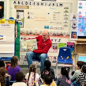 Dave Lerer - State Farm Agent participated in Read Across America by reading to 2 pre-school classes of 4 and 5-year-olds.   This event was organized in cooperation with Rotary Club of Columbia Patuxent and Howard County Community Action Council.