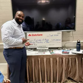 Recap of the amazing VPA meeting where we discussed the future of State Farm! We also donated $30,000 to Convoy of Hope! It feels great to be apart of such an amazing organization. 
.
#statefarm #statefarmagents #statefarmgivesback #coveredbyrandon #savewithrandon