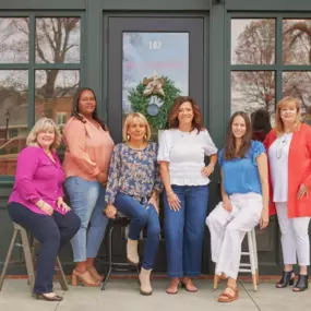 ????Meet our team ???? We're dedicated to providing exceptional service and building strong relationships with our community. 
From left to right: Joyce, Denita, Beth, Ann, Leonie, Nancy
Together, we're here to help protect what matters most to you. Drop by our office and say hello!