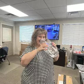 Yesterday, we celebrated Earth Day the fun way—by staying hydrated with anything but a water bottle! From flower vases to mason jars, the Bradley Blessing State Farm team got creative while staying eco-friendly.
What did YOU do to celebrate?