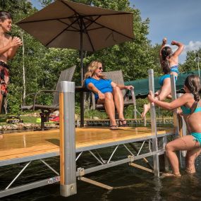 Bild von Brainerd Lakes Dock & Lift - FLOE