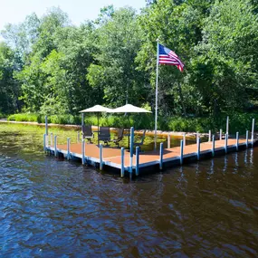 Bild von Brainerd Lakes Dock & Lift - FLOE