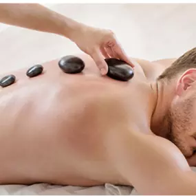 Bild von Hot Stone Massage