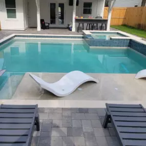 Swimming pool designers and installers in Florida