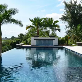 Infinity edge swimming pool design