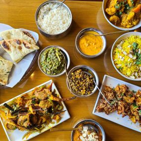 Searching for an authentic yet vegetarian-friendly Indian dining experience in Scottsdale? Discover tasty vegetarian Indian cuisine at Taj Mahal Restaurant & Lounge, located in the heart of Oldtown Scottsdale, Arizona.