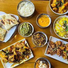 Searching for an authentic yet vegetarian-friendly Indian dining experience in Scottsdale? Discover tasty vegetarian Indian cuisine at Taj Mahal Restaurant & Lounge, located in the heart of Oldtown Scottsdale, Arizona.