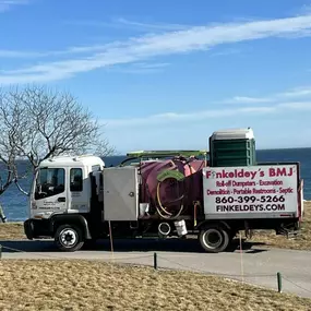 Bild von Finkeldey BMJ - Dumpster & Portable Toilet