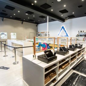 Bild von Catalyst Cannabis Dispensary Long Beach Cherry