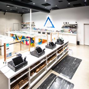 Bild von Catalyst Cannabis Dispensary Long Beach Cherry