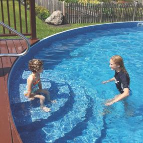 ???? Looking for the perfect pool for your backyard oasis? At Bachmann Pools, Spas & Saunas in Madison, WI, they have a wide selection of high-quality pools available, designed to fit any budget or space.