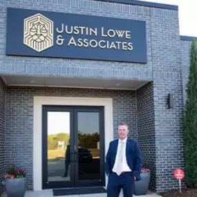 Bild von Justin Lowe & Associates