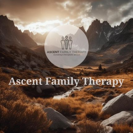 Logotipo de Ascent Family Therapy