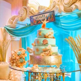 AGM Inc - sea theme cake with sea shells